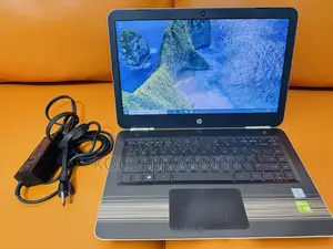 Laptop HP Pavilion 14-ce1000 4GB Intel Core i5 HDD 1T
