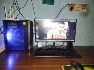 New Desktop Computer 8GB AMD Ryzen 5 SSD 256GB