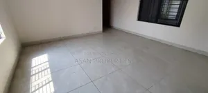লেক সার্কাস রোড, পান্থপথ এ ৩ বেডরুমের এপার্টমেন্ট বিক্রয়