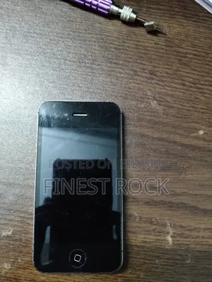 Apple iPhone 4s 16 GB White