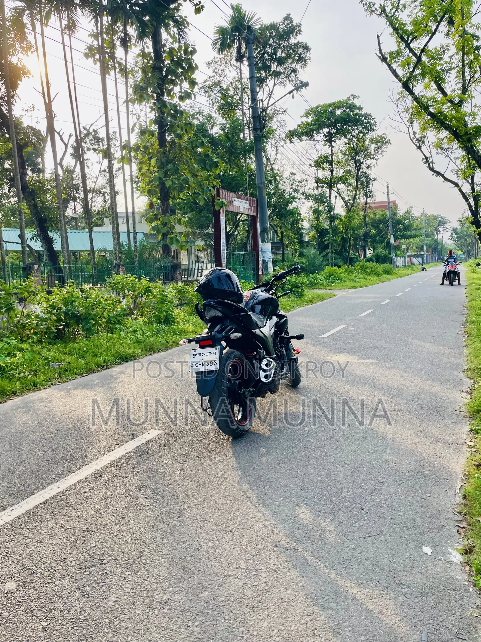 নতুন সুজুকি জিক্সার ২০২৪ কালো