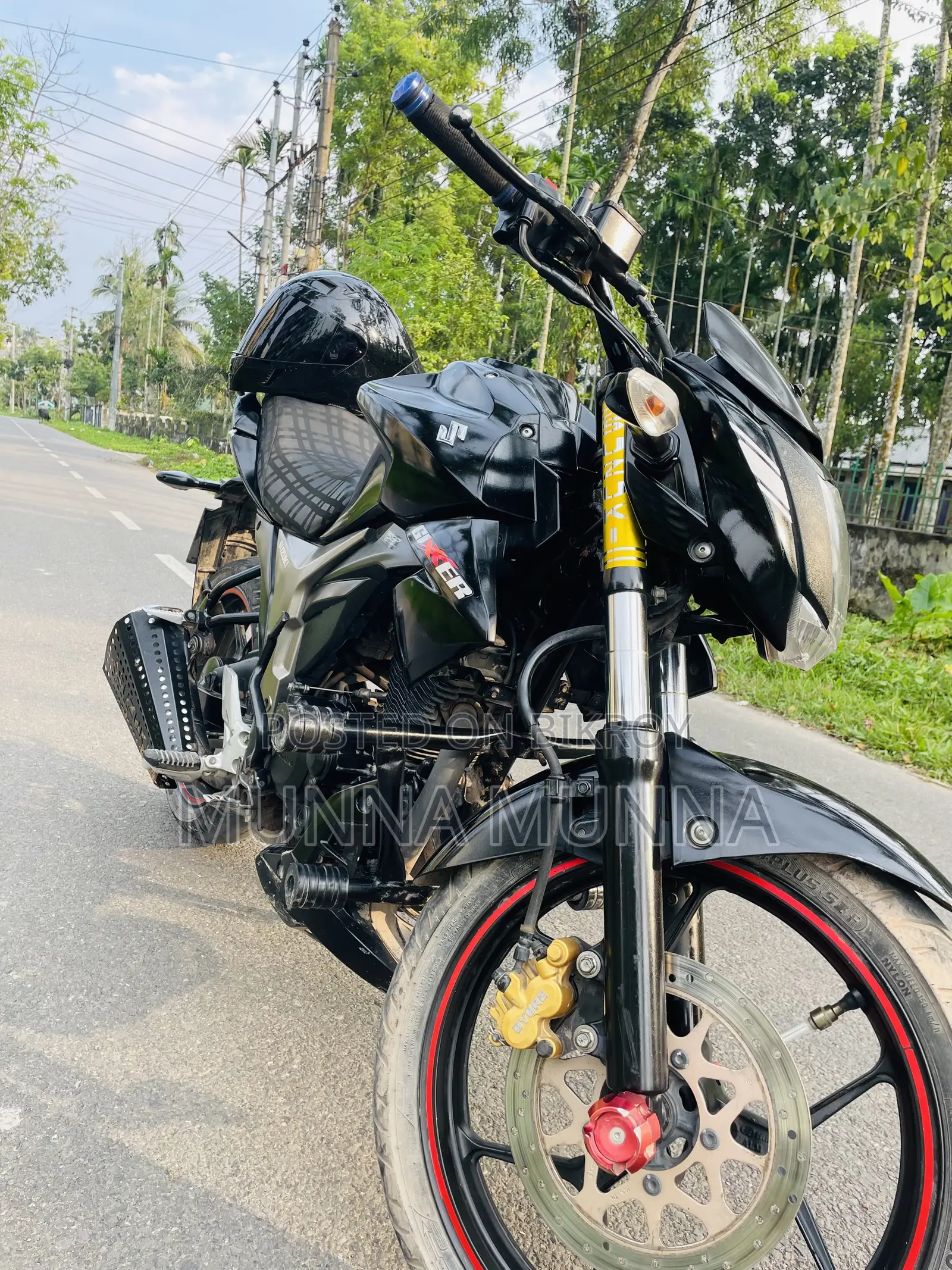 নতুন সুজুকি জিক্সার ২০২৪ কালো