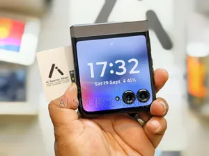 Motorola Razr 2024 256 GB Gray