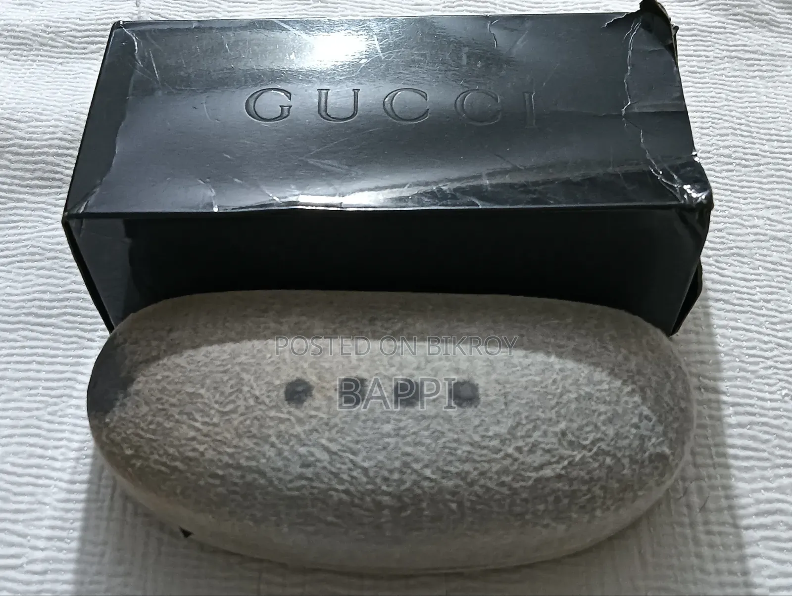 বিক্রির জন্য ব্যবহৃত আসল গুচ্চি সানগ্লাস