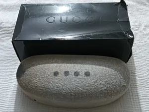 বিক্রির জন্য ব্যবহৃত আসল গুচ্চি সানগ্লাস