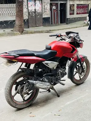 বাজাজ পালসার ১৩৫ এলএস ২০১৪ লাল