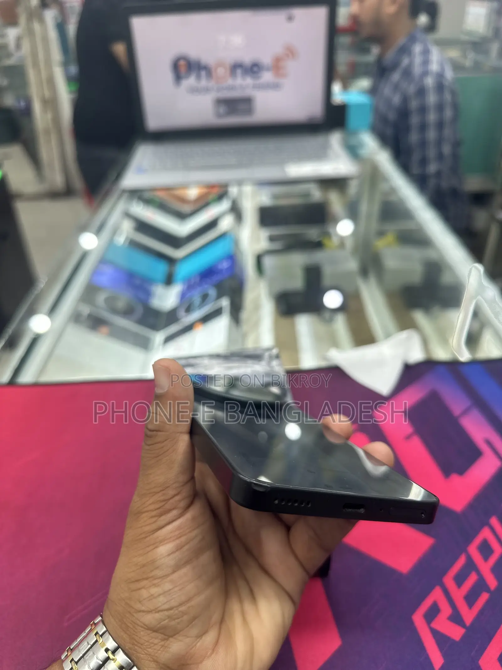 নাথিং ফোন ৩এ প্রো ২৫৬ জিবি ব্ল্যাক