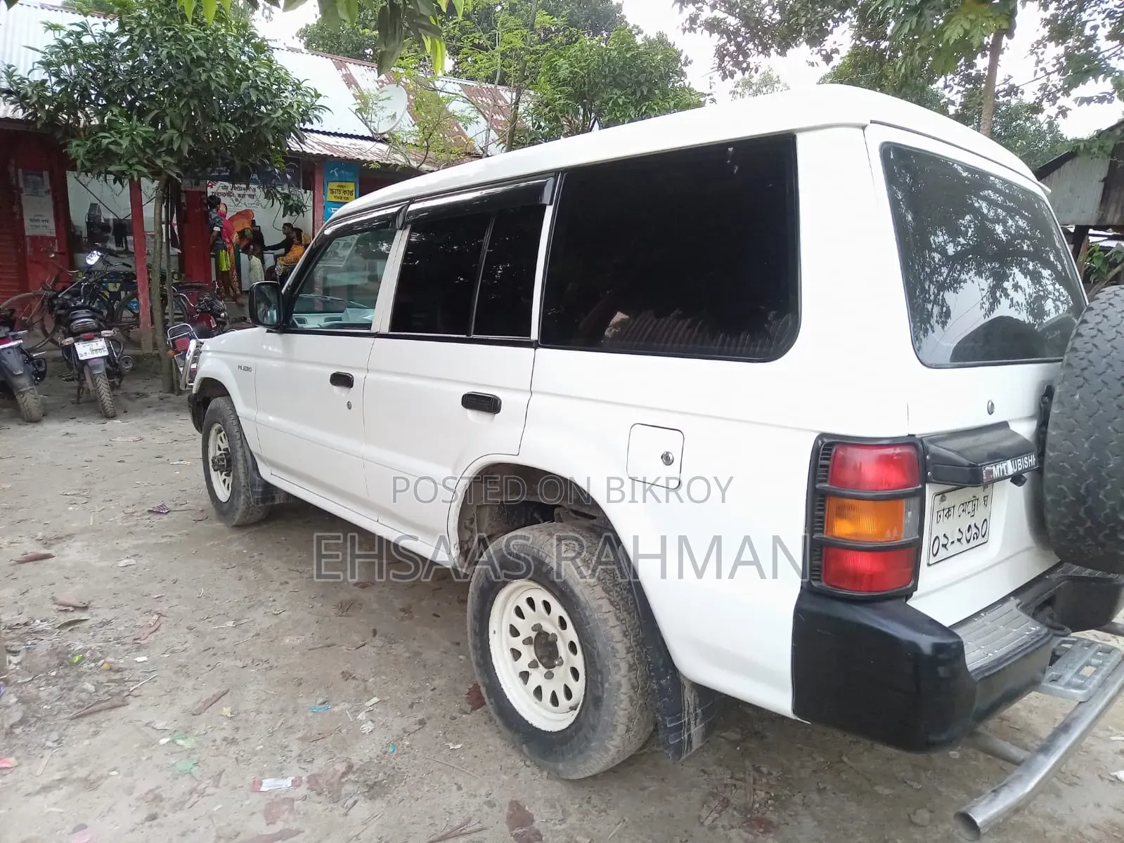 New Mitsubishi Pajero 1993 White