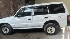 New Mitsubishi Pajero 1993 White