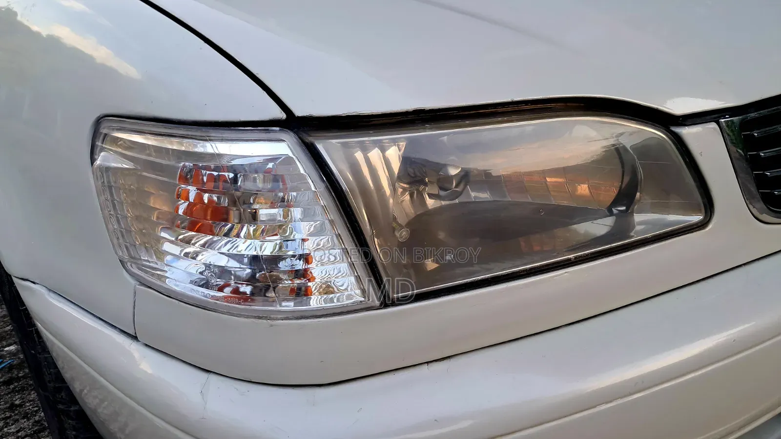 Toyota Corolla Sedan 1999 Pearl
