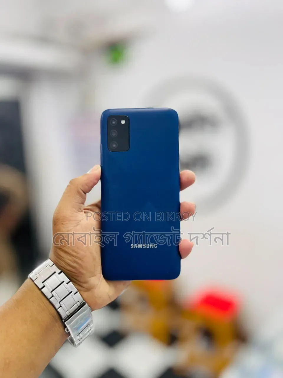 স্যামসাং গ্যালাক্সি এম০৪ ৬৪ জিবি নীল