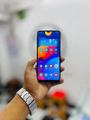 স্যামসাং গ্যালাক্সি এম০৪ ৬৪ জিবি নীল