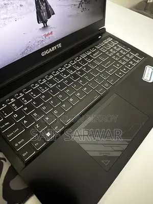 Laptop Gigabyte G5 16GB Intel Core i5 eMMC 128GB