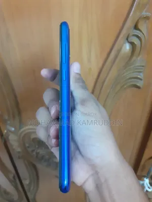 Symphony Z32 32 GB Blue