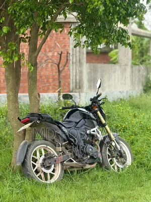 রানার বোল্ট ১৬৫আর ২০২০ কালো