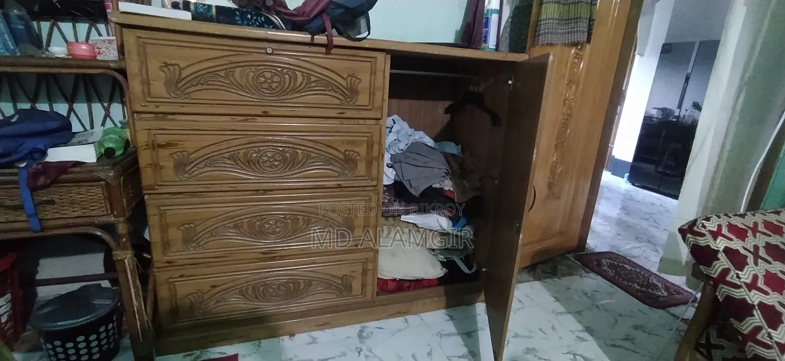 Wardrobe 4 Drawer and 1 Cupboard