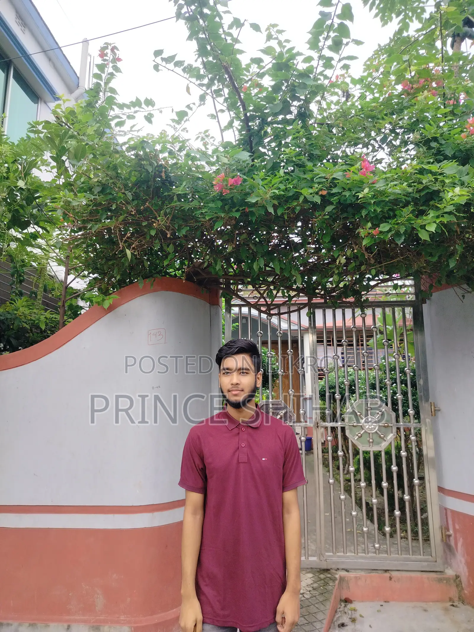 সেলস এক্সিকিউটিভ
