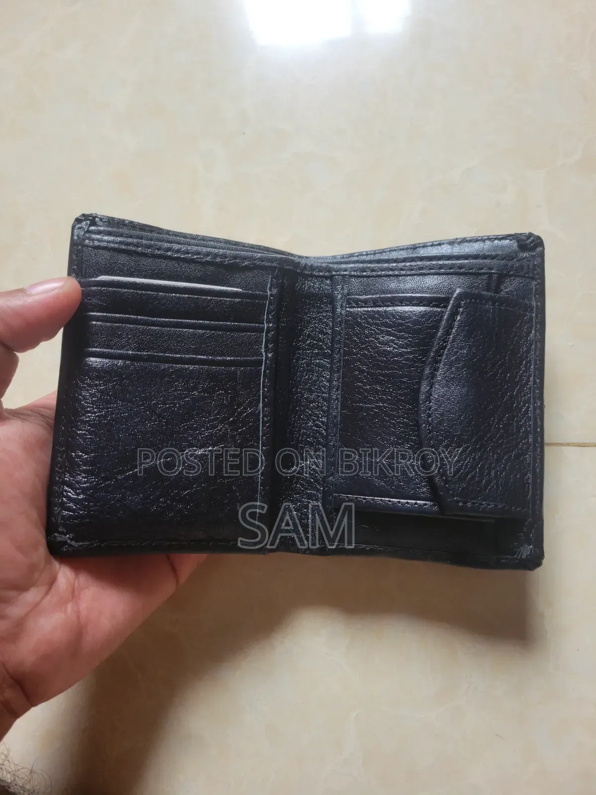 ১০০% জেনুইন লেদার ওয়ালেট
