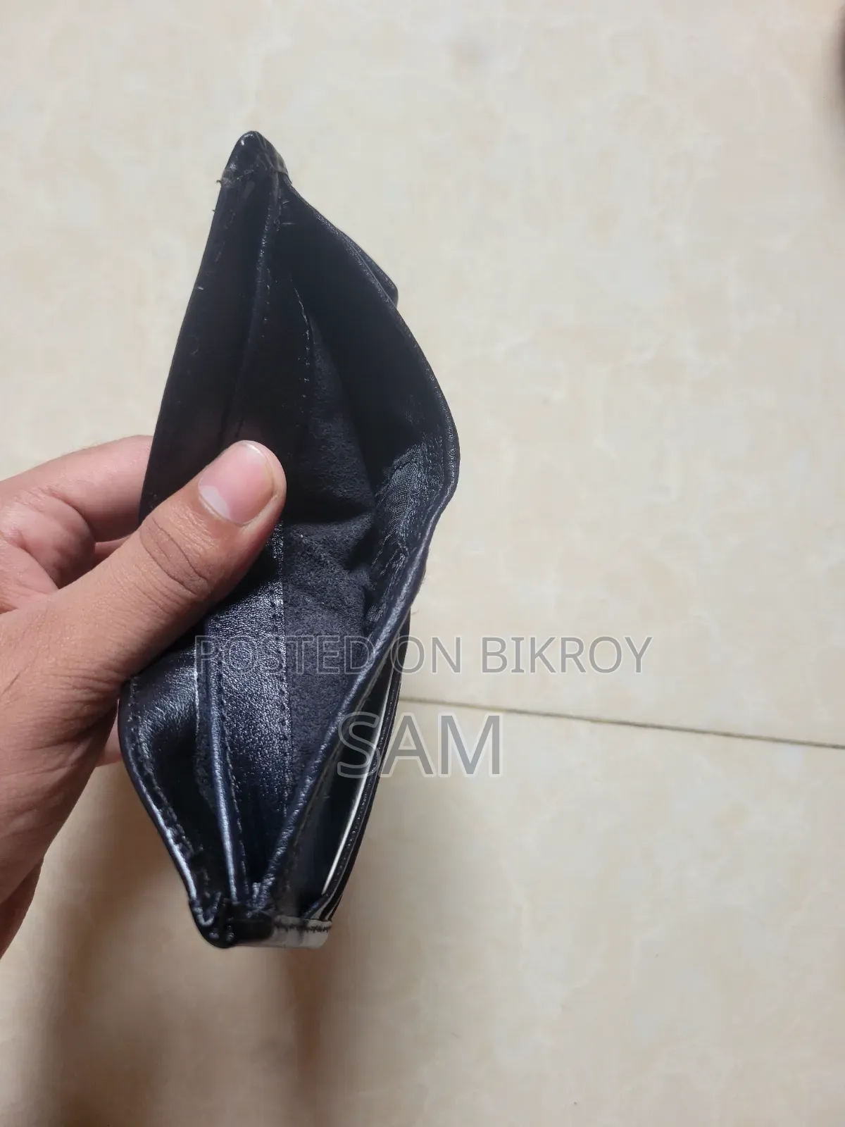 ১০০% জেনুইন লেদার ওয়ালেট