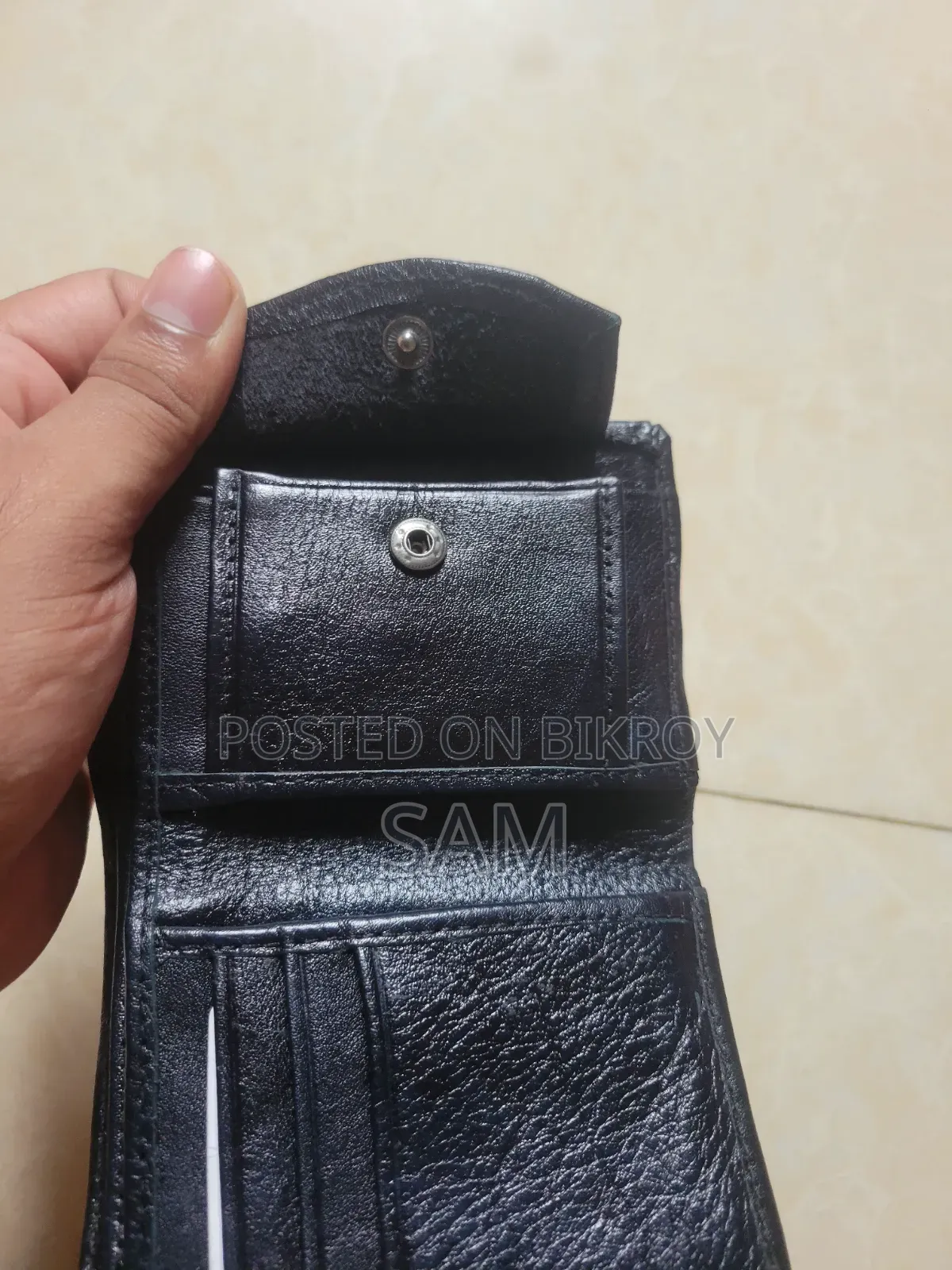১০০% জেনুইন লেদার ওয়ালেট