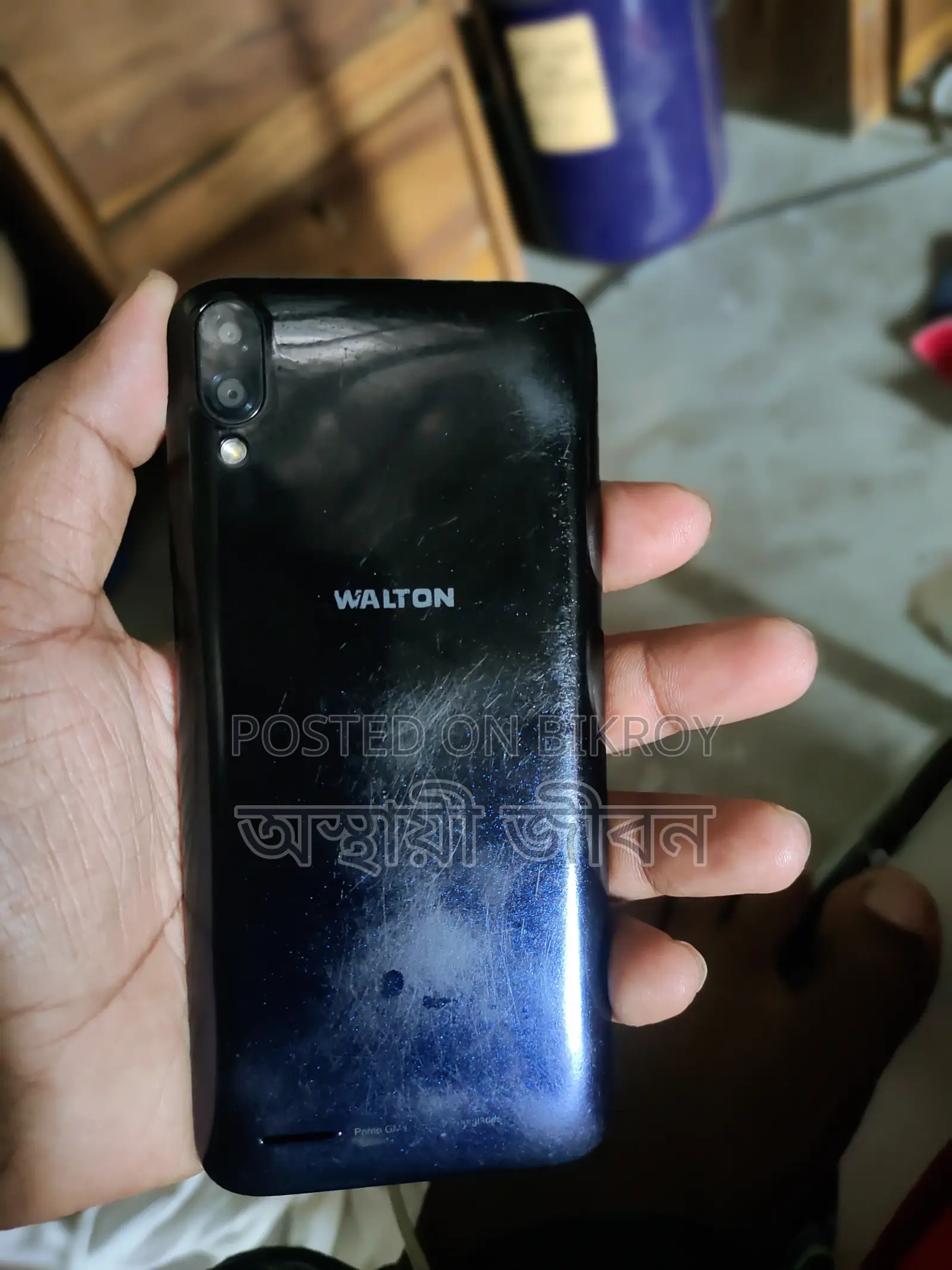 Walton 16 GB Black
