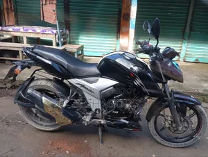 টিভিএস আপাচি ১৬০ ৪ভি ২০২৩ কালো