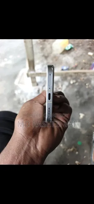 শাওমি রেডমি টার্বো ৪ প্রো ২৫৬ জিবি হোয়াইট