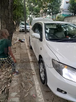 টয়োটা অ্যাক্সিও ২০১১ হোয়াইট