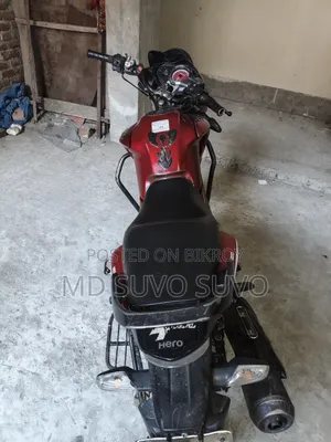 হিরো হাংক ১৫০ ২০১৭ লাল