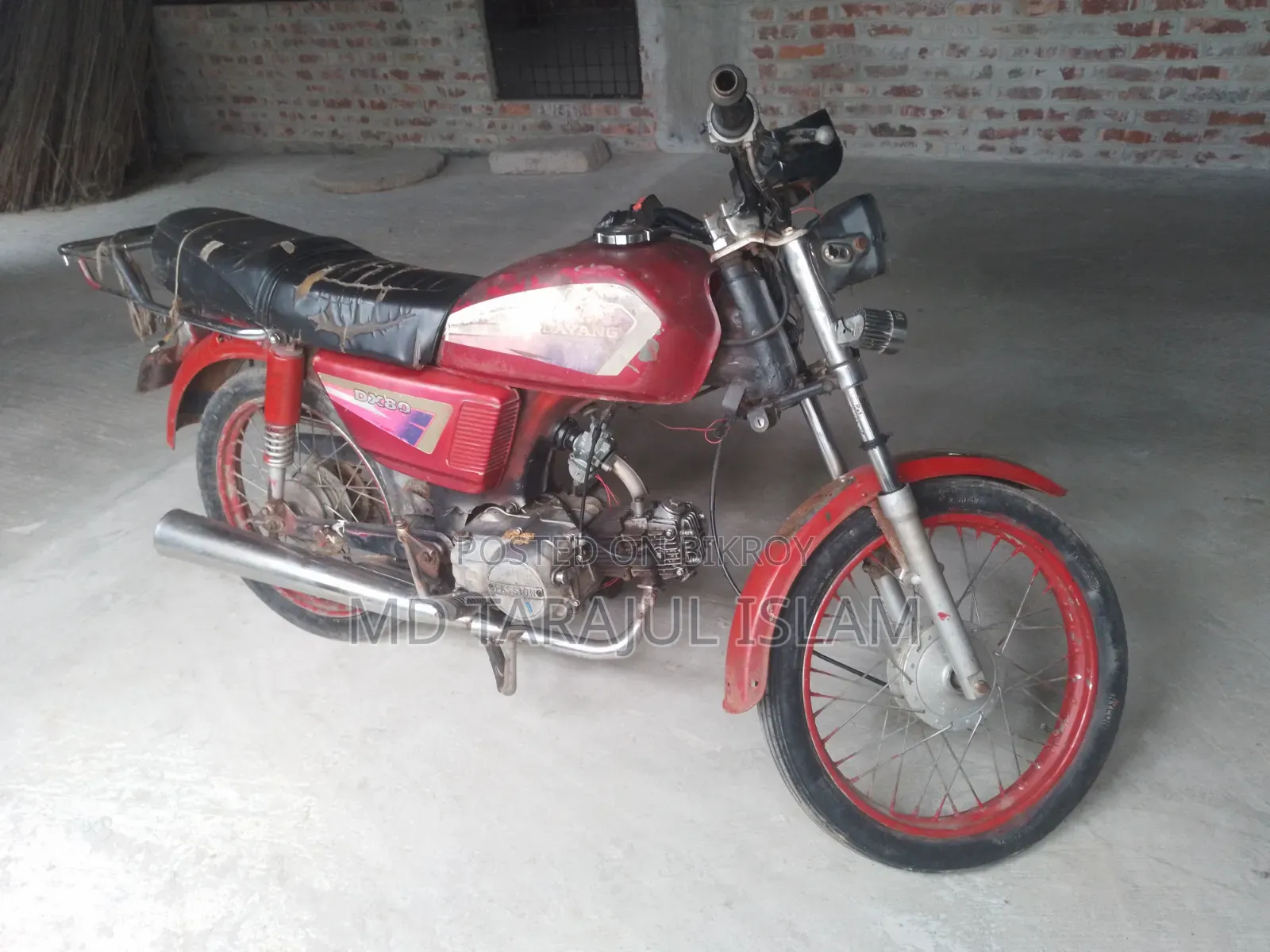 Dayang DY100T-6M 2010 Red