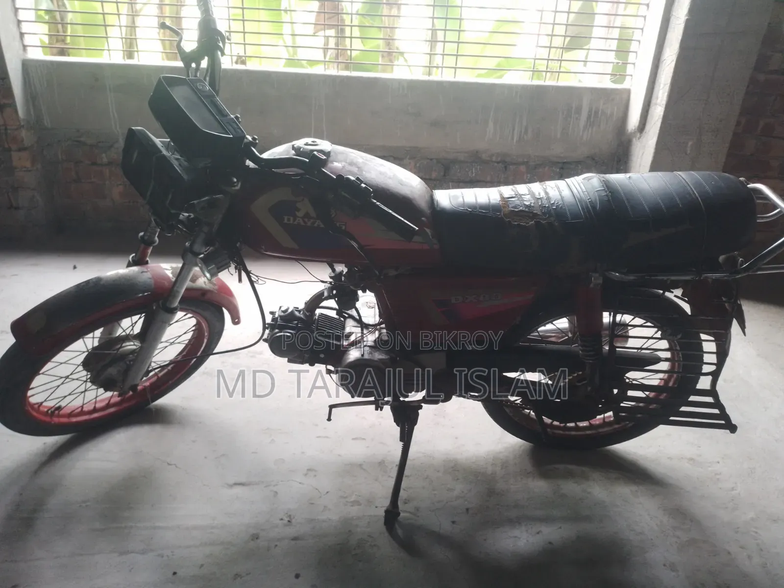 Dayang DY100T-6M 2010 Red