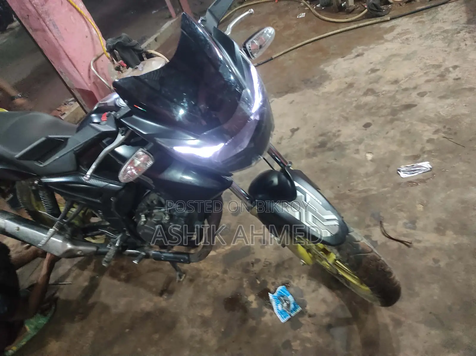 টিভিএস অ্যাপাচি আরটিআর ১৬০ টুভি ২০১৭ কালো