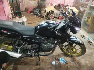 টিভিএস অ্যাপাচি আরটিআর ১৬০ টুভি ২০১৭ কালো