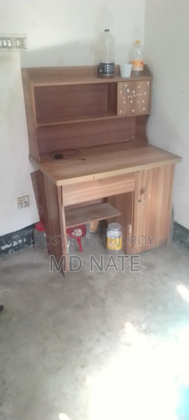 Study table for sale