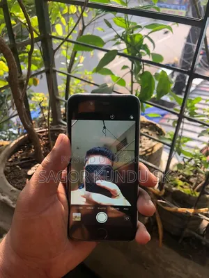 Apple iPhone 6 16 GB Gray