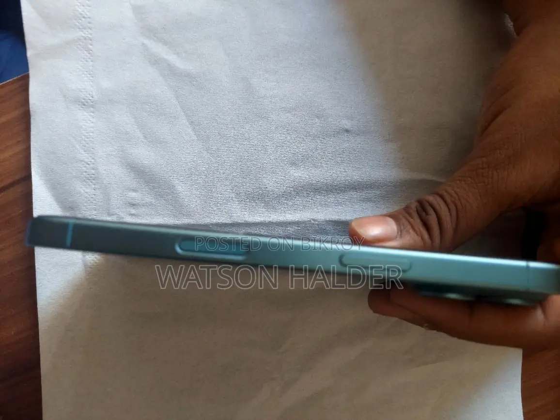 অ্যাপল আইফোন ১৬ ১২৮ জিবি