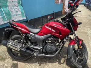 হিরো হাংক ১৫০ ২০২১ রেড