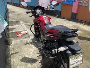 হিরো হাংক ১৫০ ২০২১ রেড