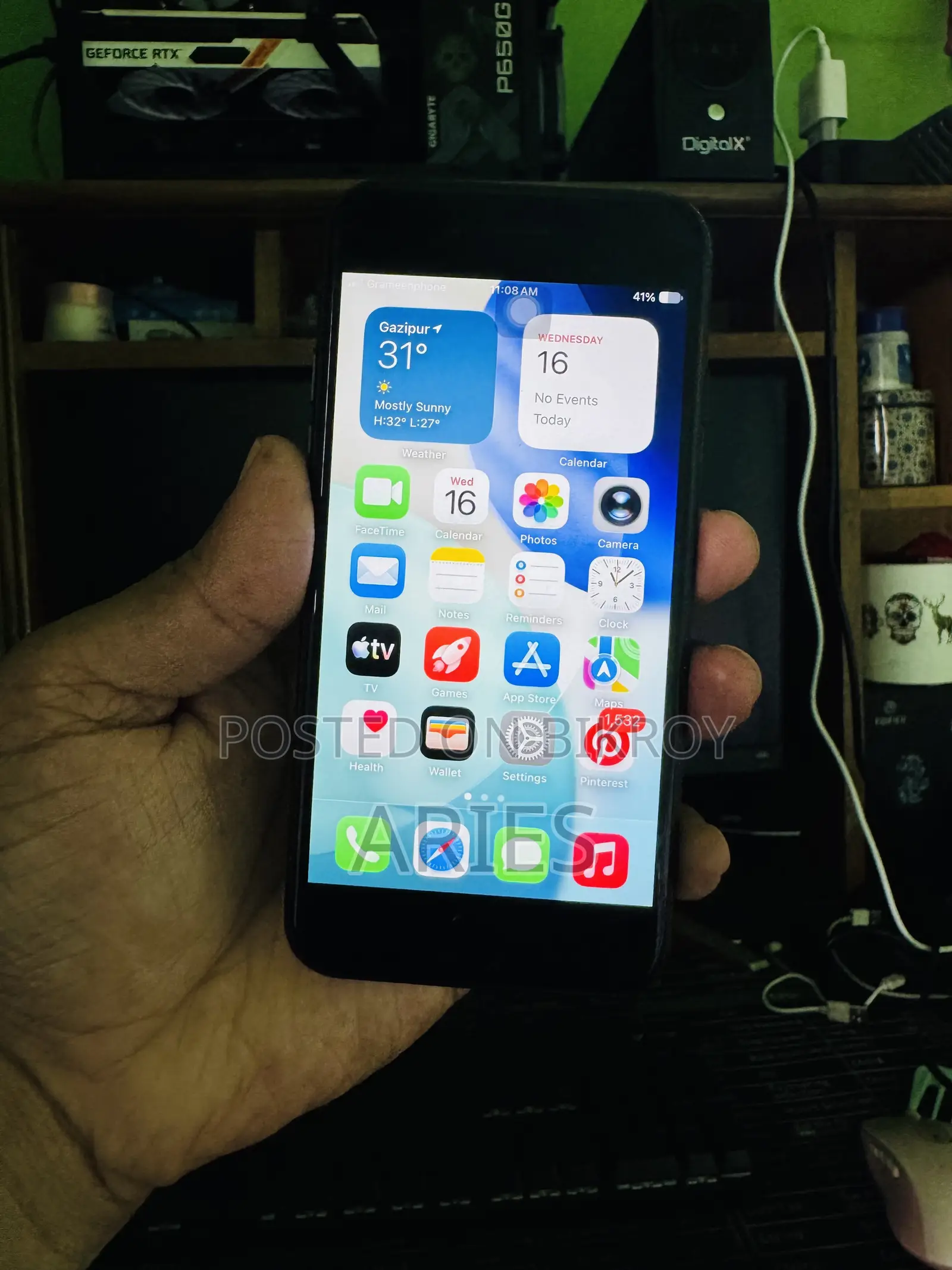 অ্যাপল আইফোন এসই (২০২০) ৬৪ জিবি গ্রে