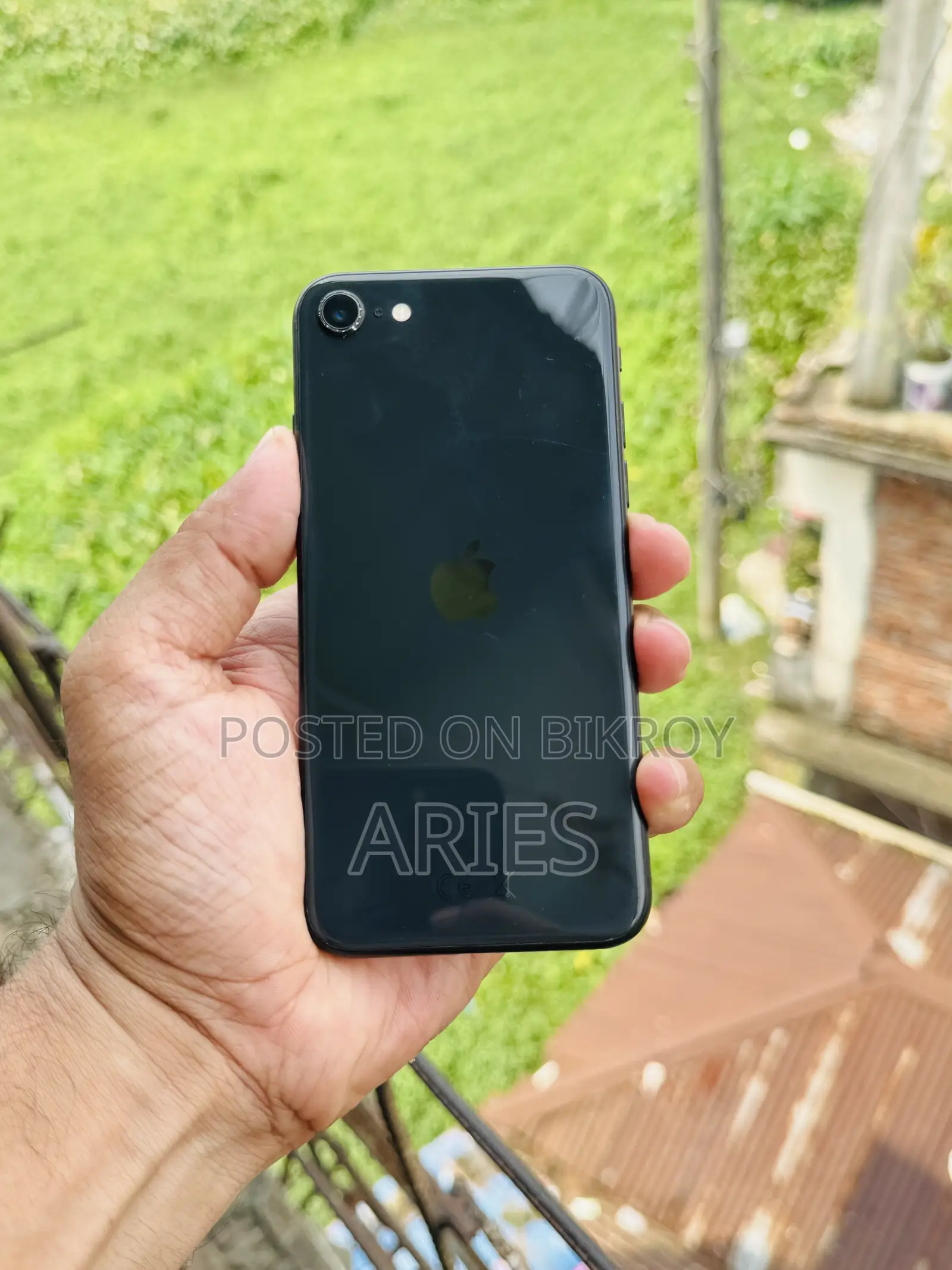 অ্যাপল আইফোন এসই (২০২০) ৬৪ জিবি গ্রে