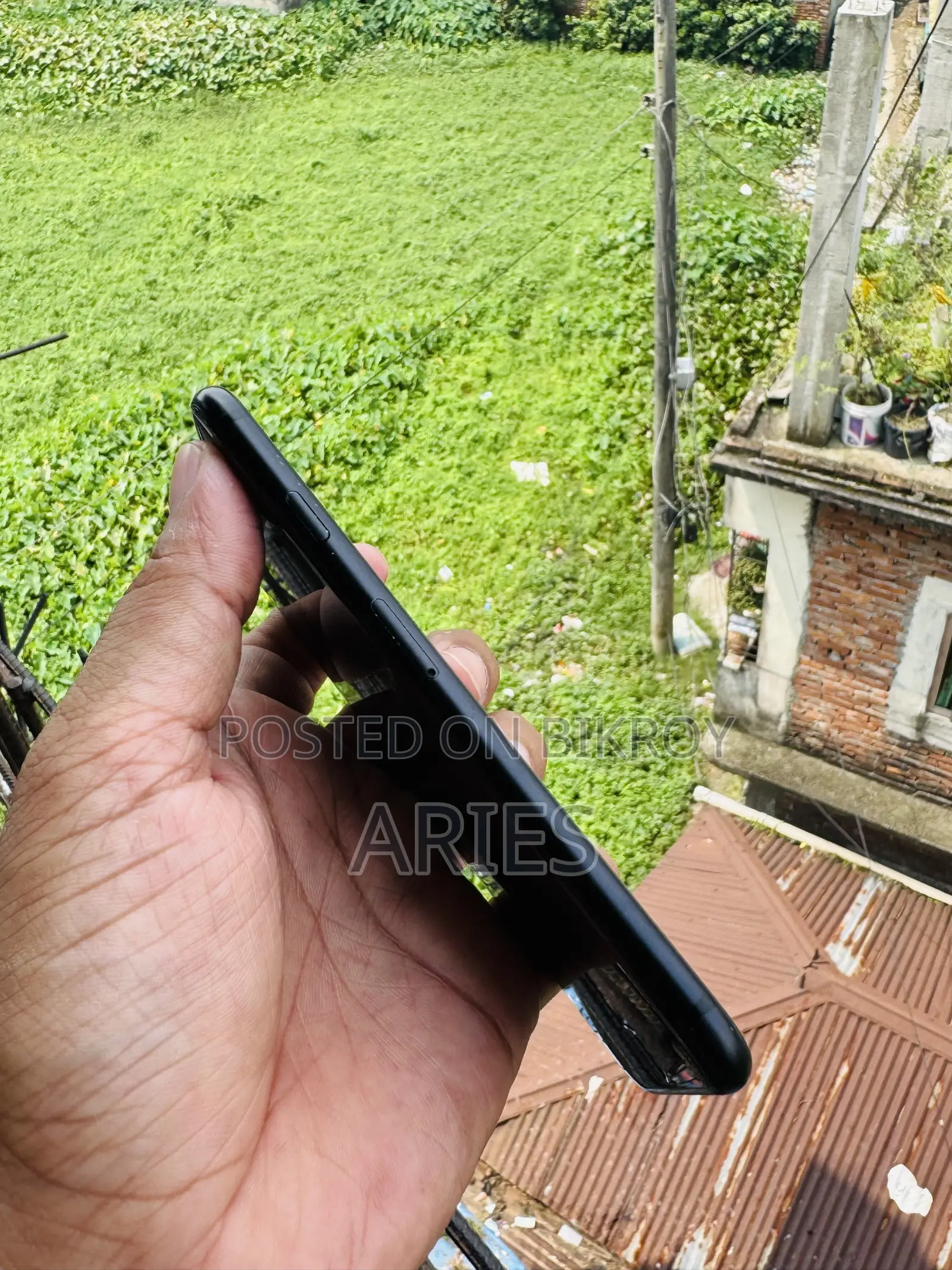 অ্যাপল আইফোন এসই (২০২০) ৬৪ জিবি গ্রে