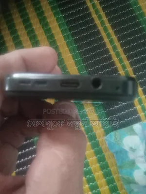 সিমফনি এস১০০ কালো
