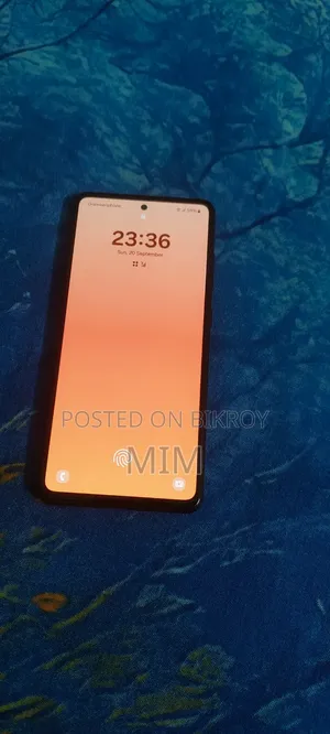 স্যামসাং গ্যালাক্সি এ৫২ ১২৮ জিবি কালো