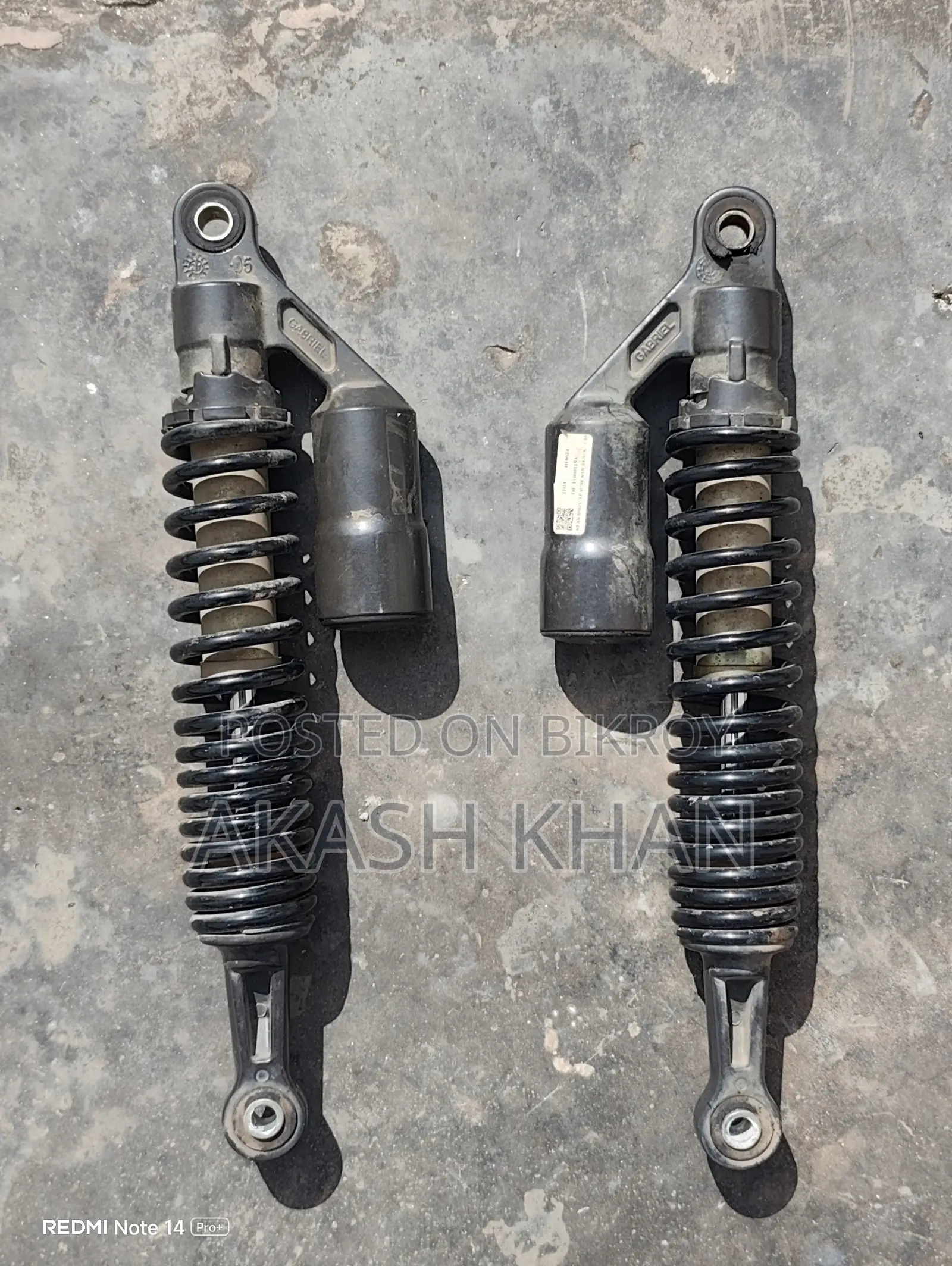 অ্যাপাচি আরটিআর ২ভি শক অ্যাবজরবার