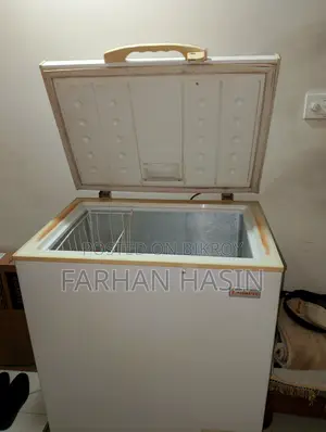 এসকুইয়ার ডিপ ফ্রিজ