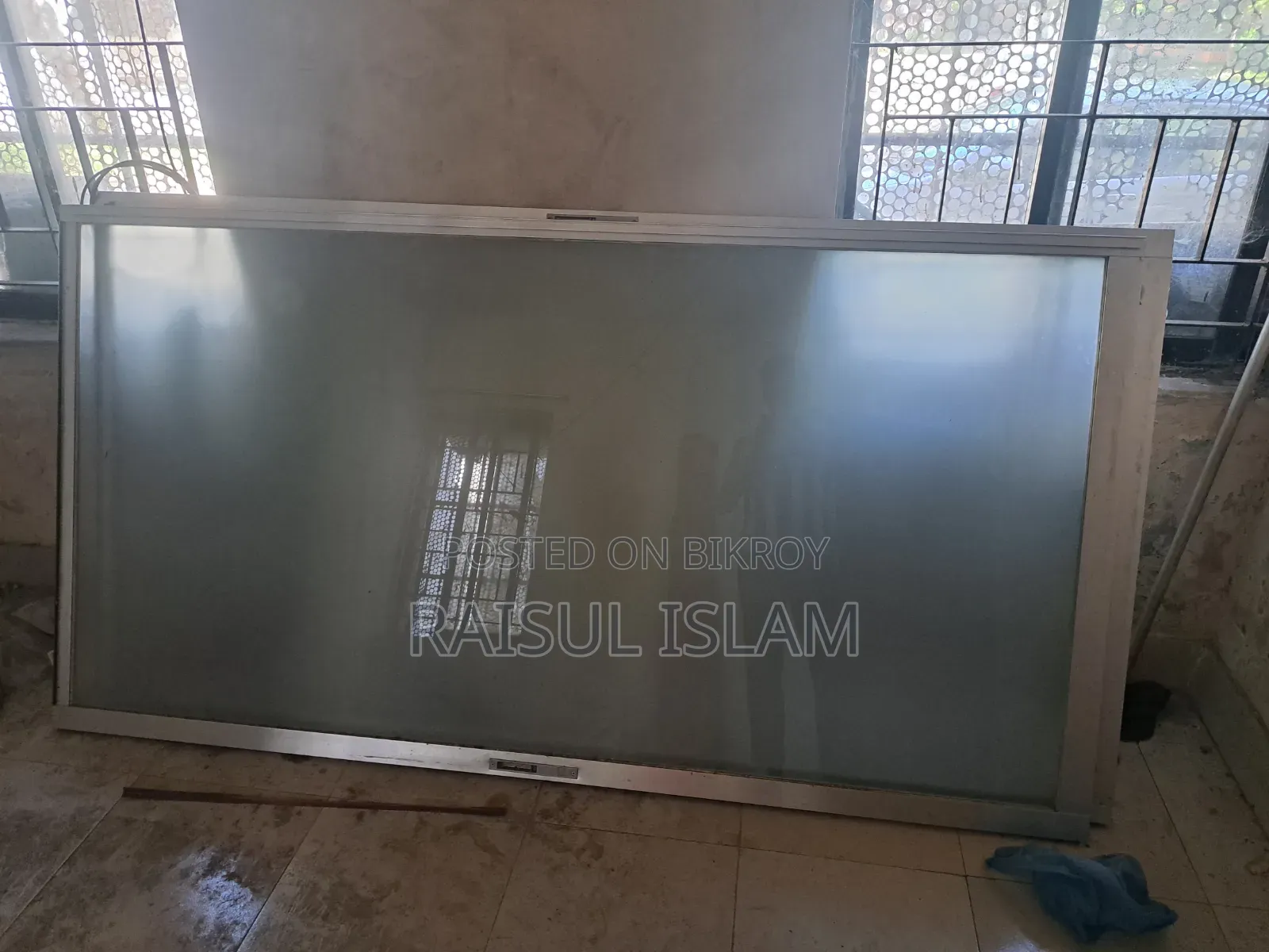 7x3 Feet Glass Door With Thai