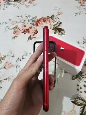 Apple iPhone 11 64 GB Red