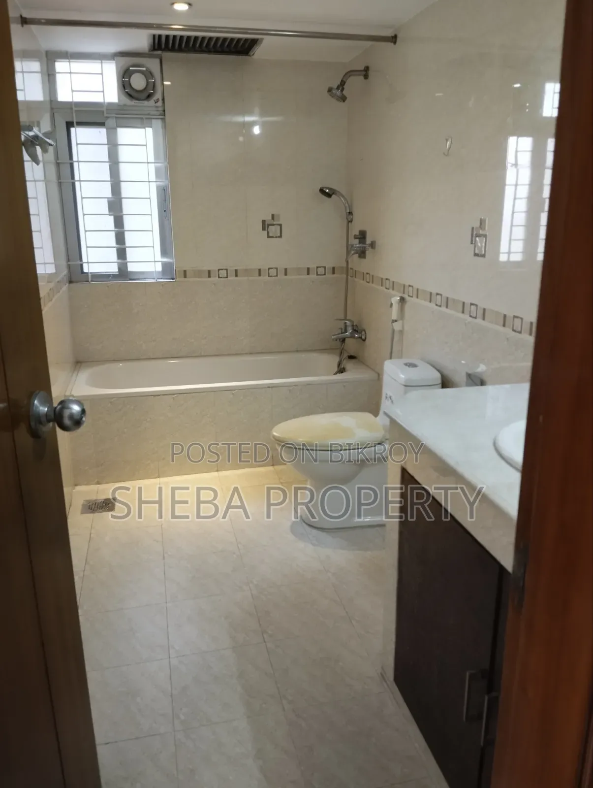 3 Bedroom Apartment in Gulshan for Rent