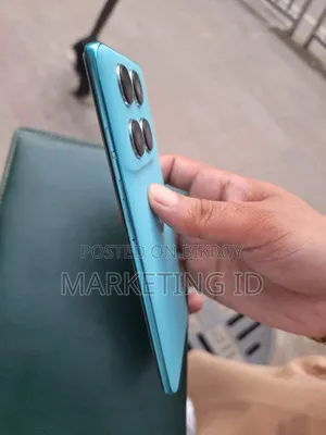 মোটোরোলা এজ ৬০ ২৫৬ জিবি