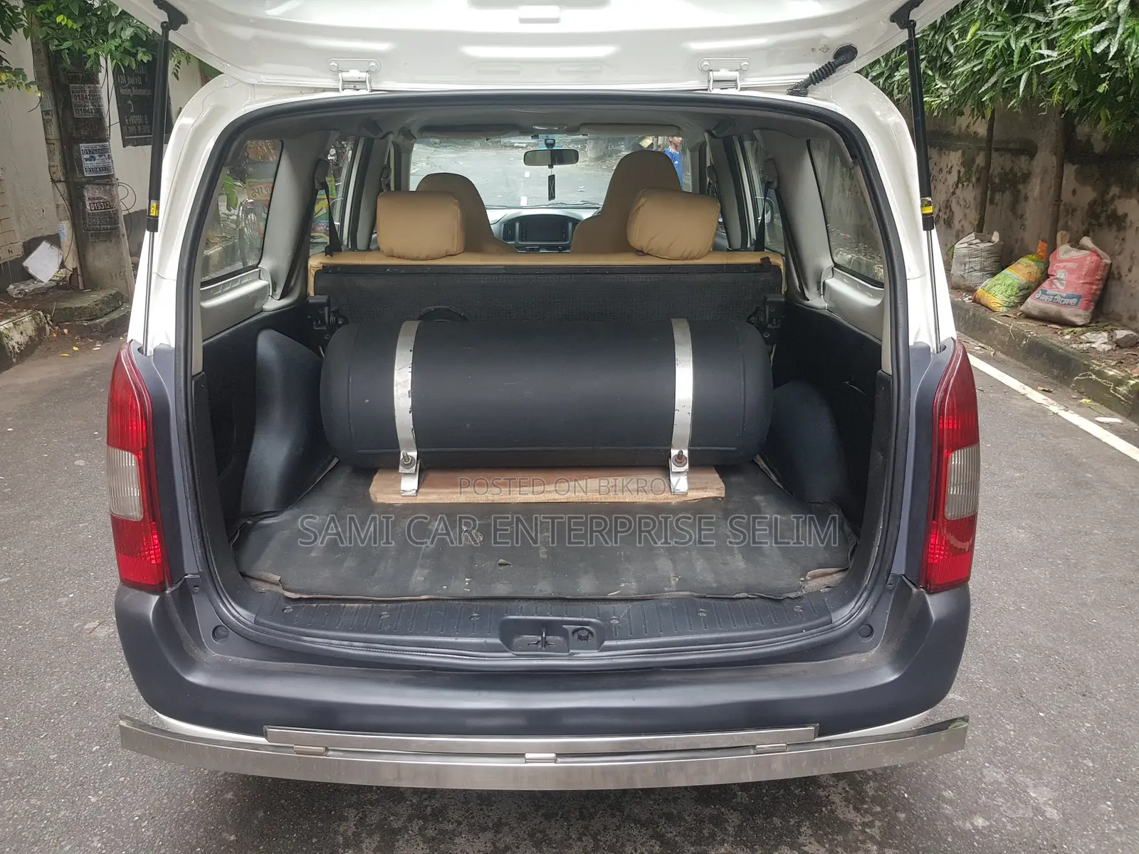 Toyota Probox 2004 White